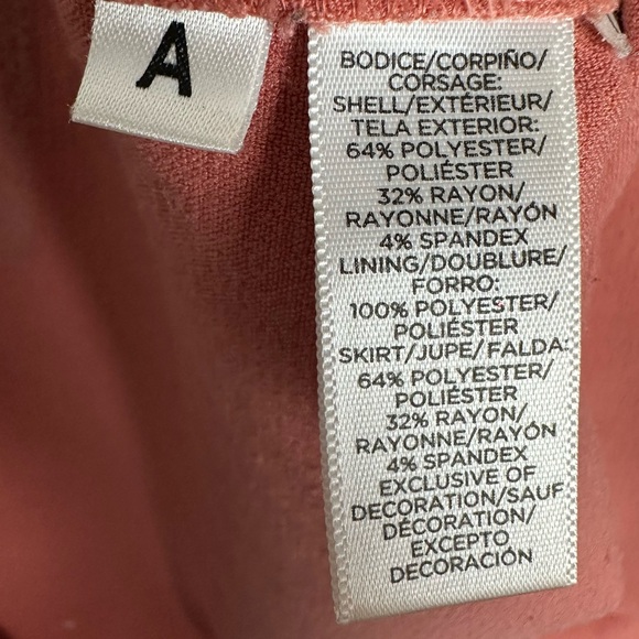 LOFT Preppy Peach sleeveless block shift dress size 4 petite - Picture 3 of 6